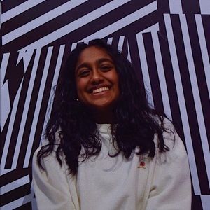 Meet your Posher, Shruti